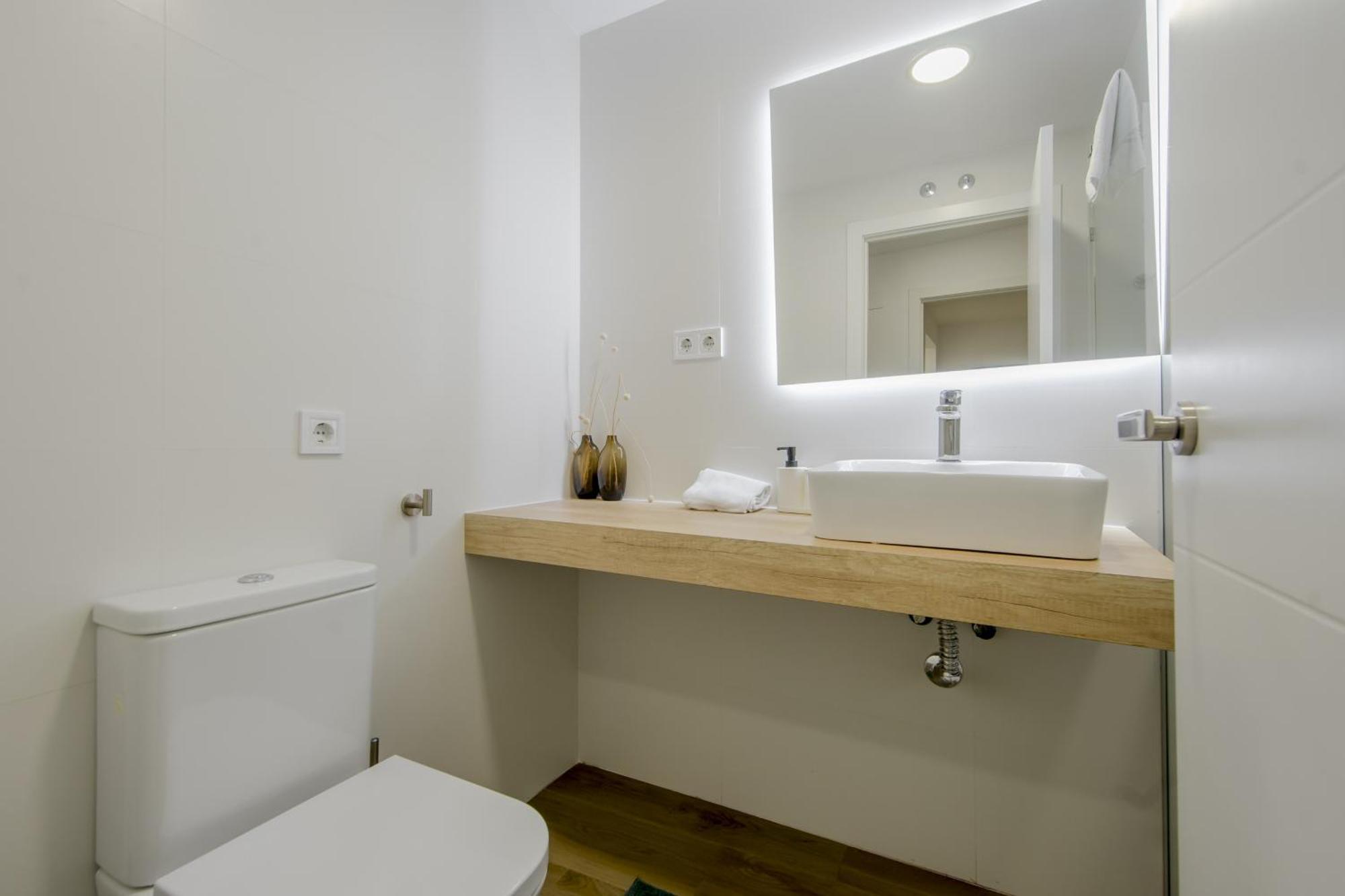 Nuevo Piso Para 7 En El Corazon Del Rastro/Madrid Dış mekan fotoğraf